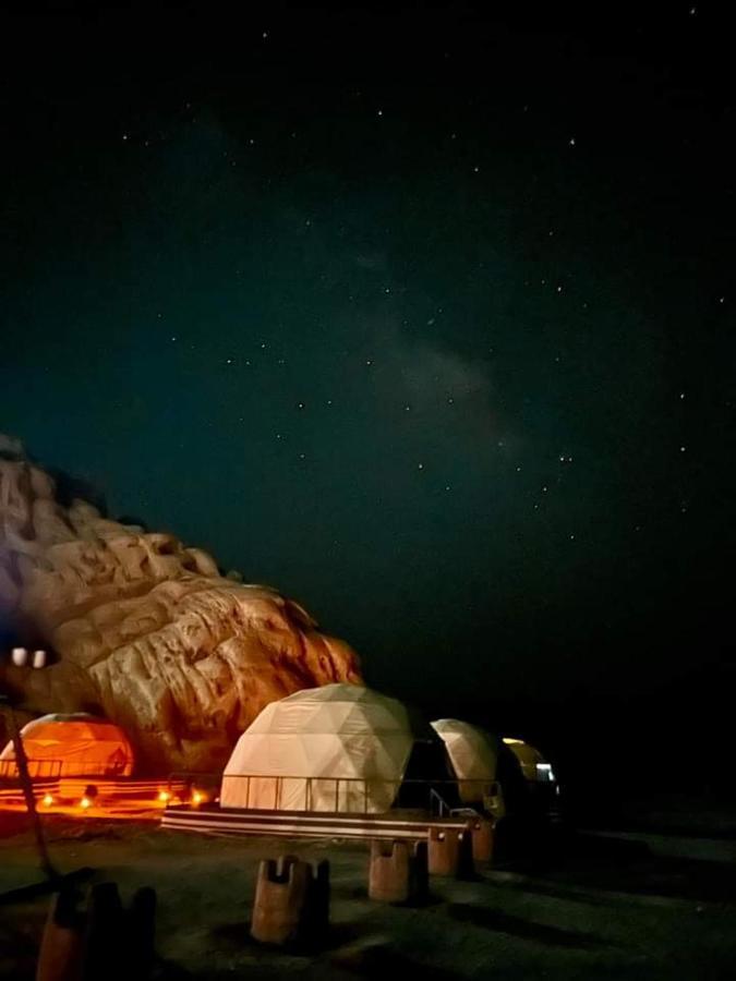 Sami Al Muzna Rum Camp Wadi Rum Eksteriør bilde