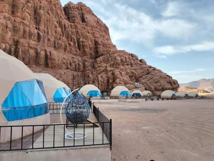 Sami Al Muzna Rum Camp Wadi Rum Eksteriør bilde