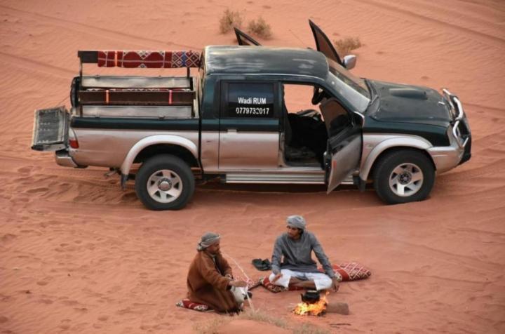 Sami Al Muzna Rum Camp Wadi Rum Eksteriør bilde