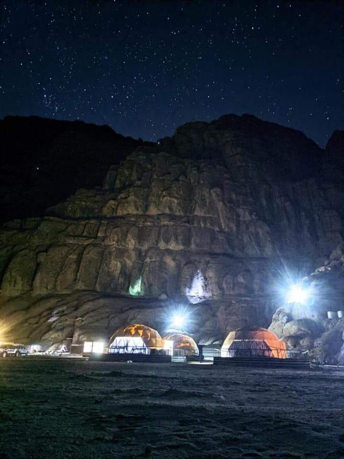 Sami Al Muzna Rum Camp Wadi Rum Eksteriør bilde